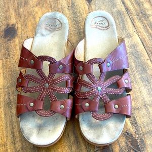 Dansko Serena Brown Sandals